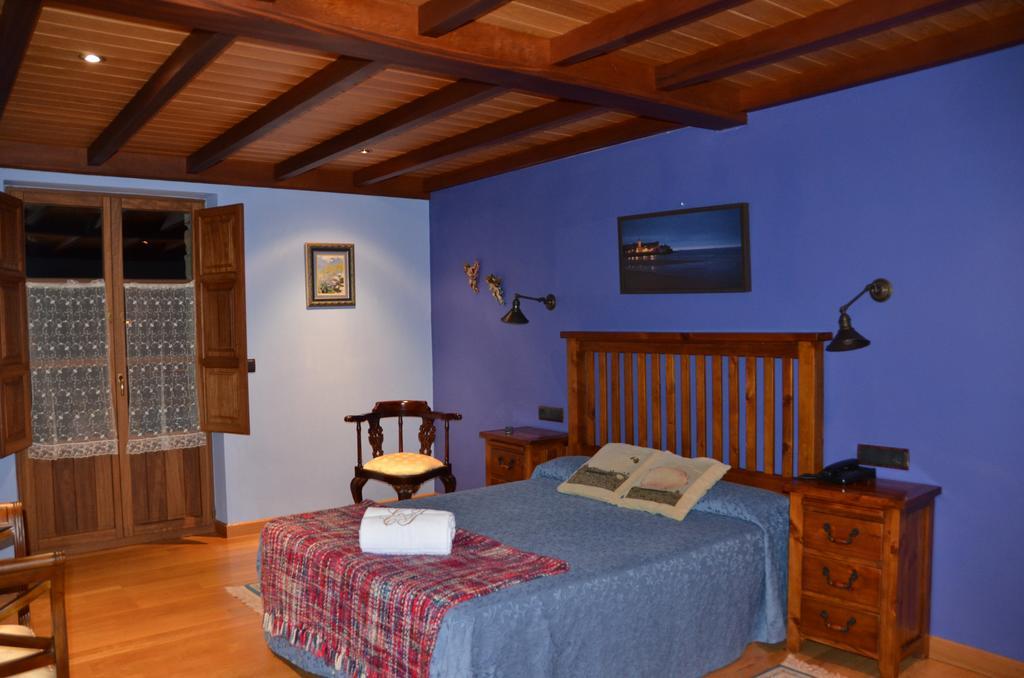 Hotel Casona De Tresali Argüero الغرفة الصورة